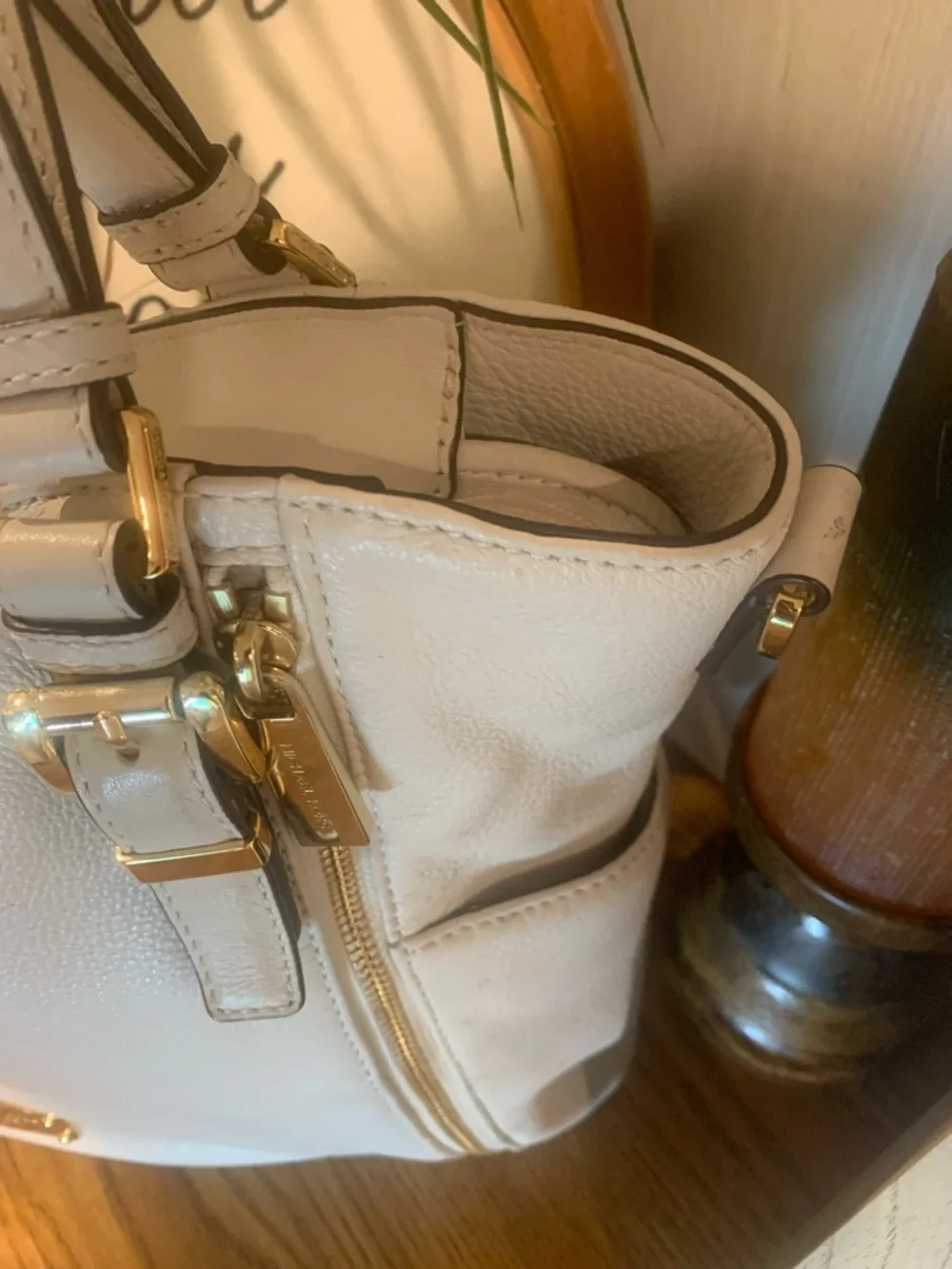 Michael Kors Cream Leather Shoulder Bag with Gold Hardware